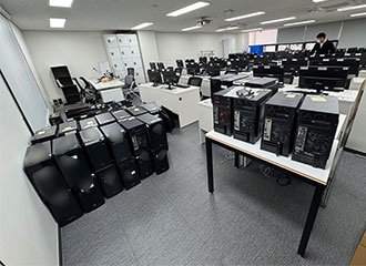 서울 종로구 우정국로2길 대량 회수 장비 적재 및 검수 대기 사진 2