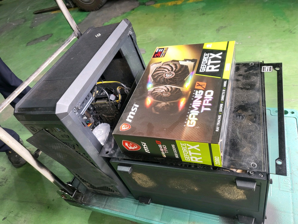 충남 태안군 컴퓨터와 CPU RAM SSD HDD 그래픽카드 매입 현장 사진